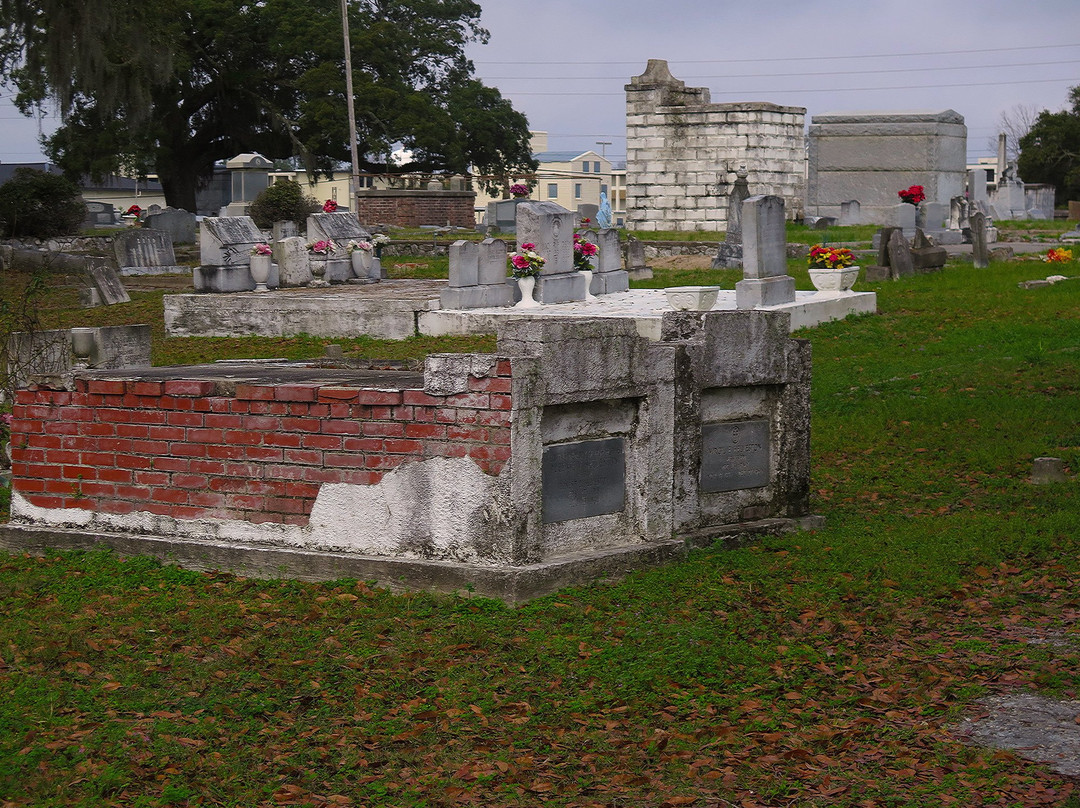 Old Biloxi Cemetery景点图片