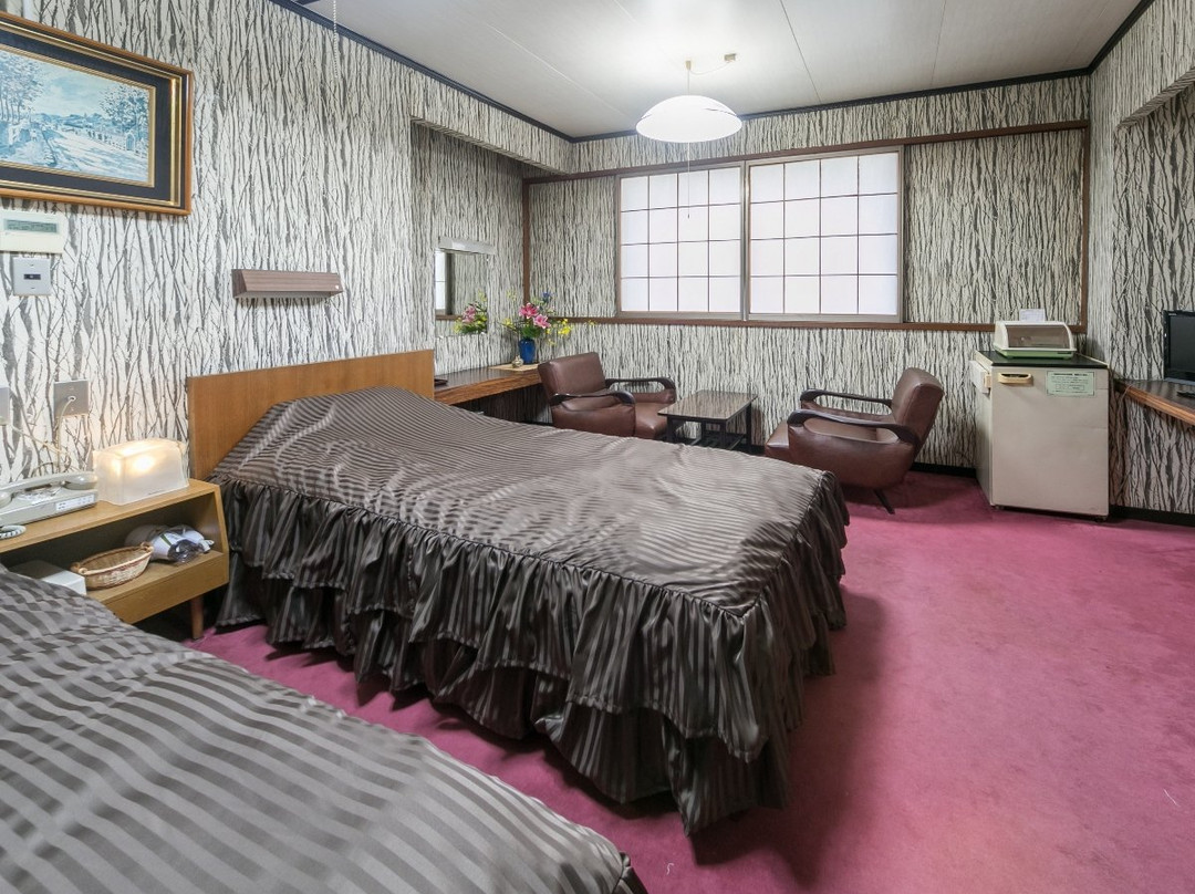 Riverside Hotel Shouei主图