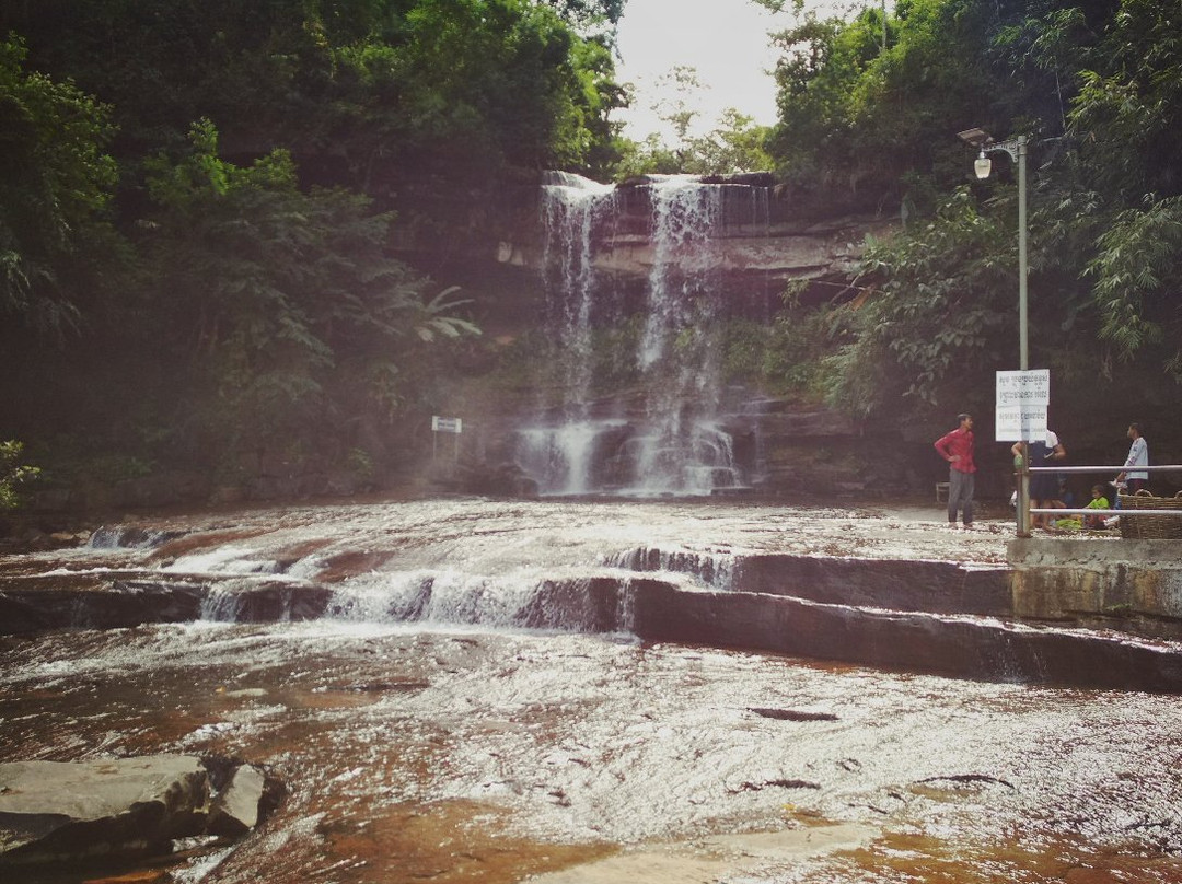 Tada Waterfalls-贡布必去景点