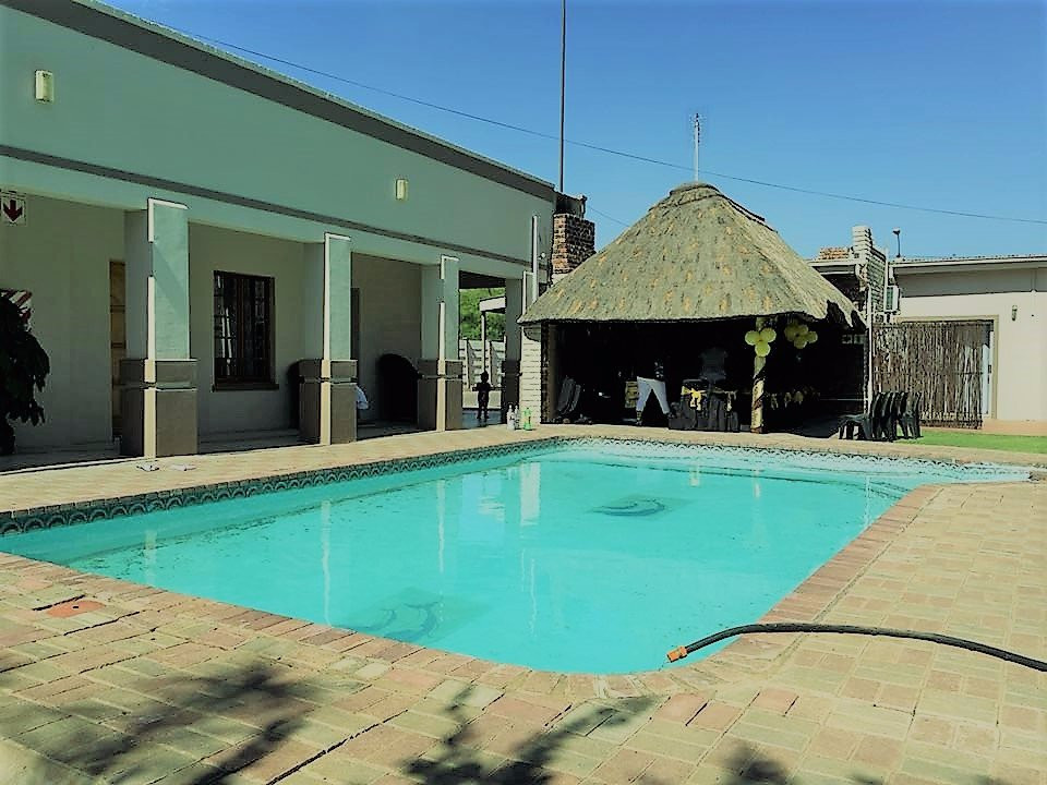 Delareyville酒店住宿-Molopo Naledi Guest Lodge
