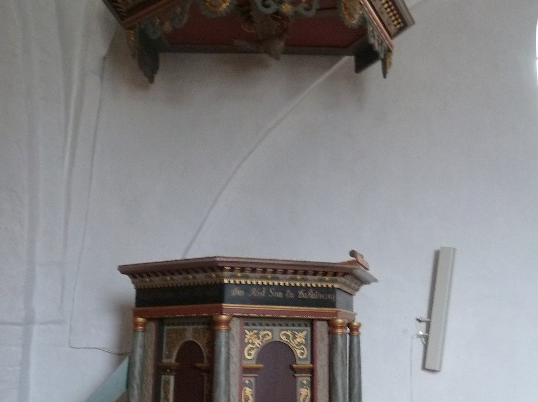 Ormslev Church景点图片