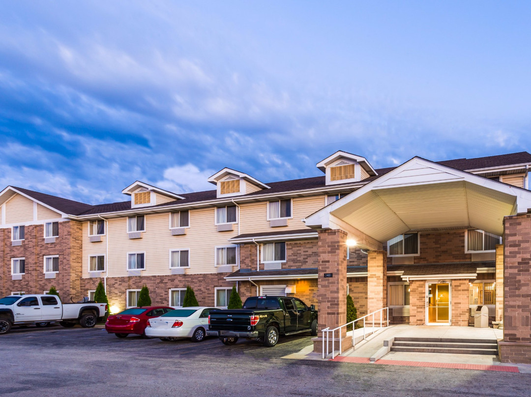 Super 8 by Wyndham Joliet I-55 N/Chicago