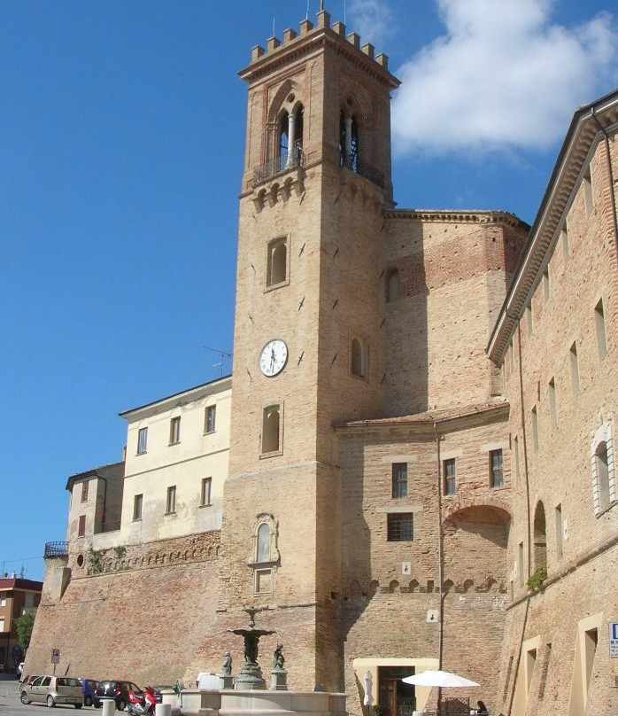 Collegiata dei SS. Cristoforo e Costanzo景点图片