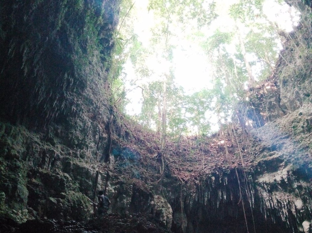 Hinayagan Cave-比斯利格必去景点