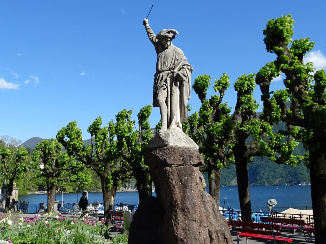 William Tell Statue (Statua di Guglielmo Tell)-卢加诺必去景点