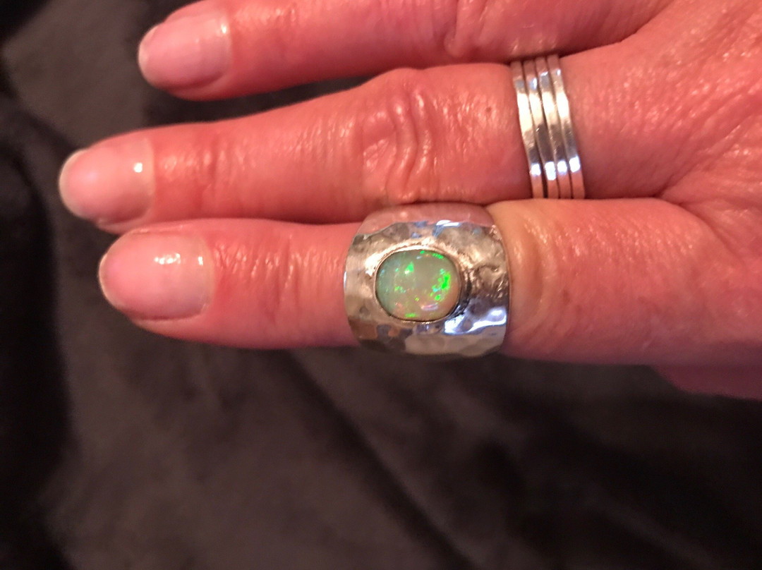 Mexican Fire Opals Jewelry-圣何塞卡波必去景点