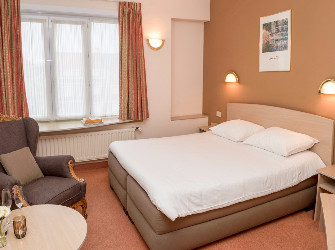 Hotel Carnac主图