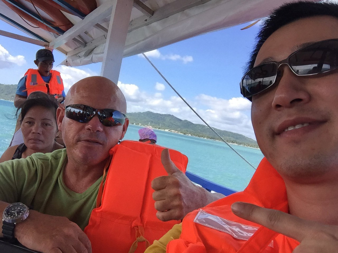 Tarvis Dive Center-罗哈斯必去景点