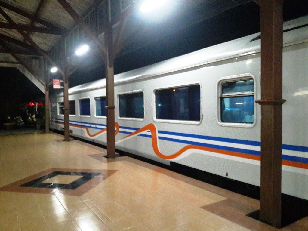 Cepu Railway Station景点图片