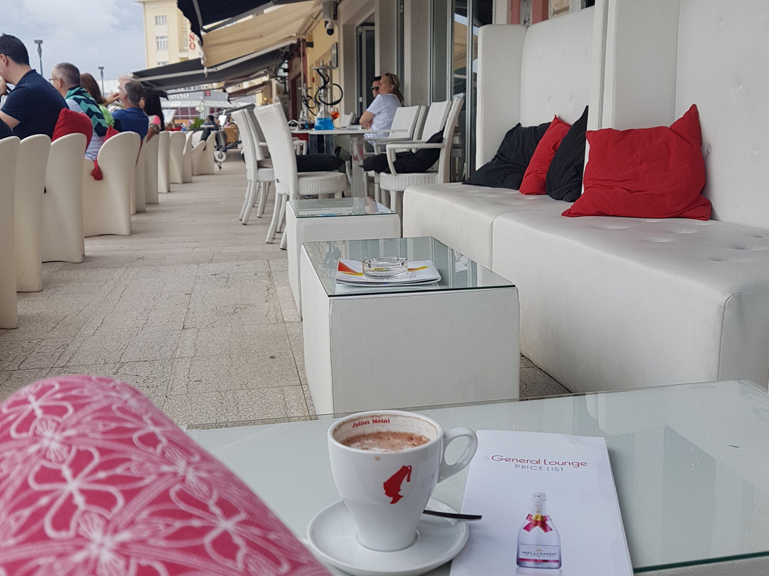 General Lounge-波雷奇必去景点