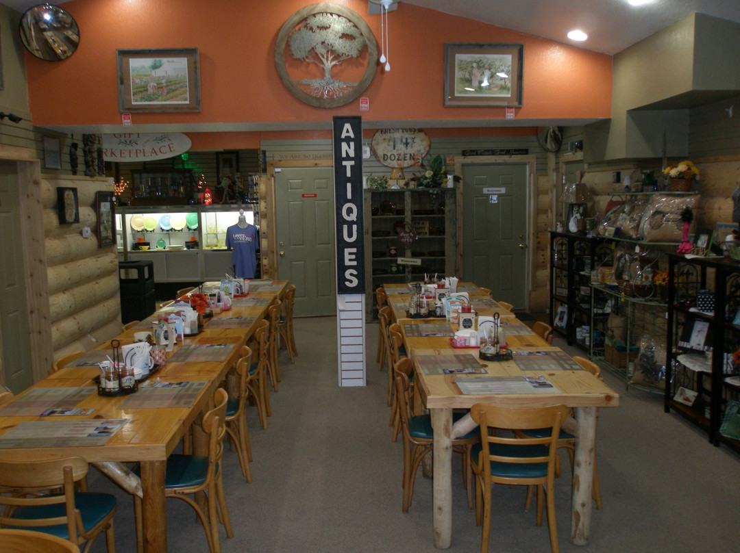 Moose Lake Christian Craft Village景点图片