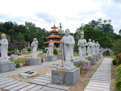 佛教新村-古晋必去景点