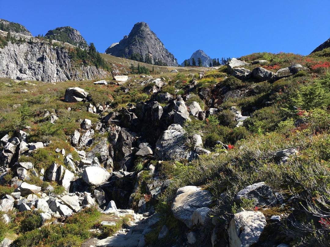 Lake Ann Trail景点图片