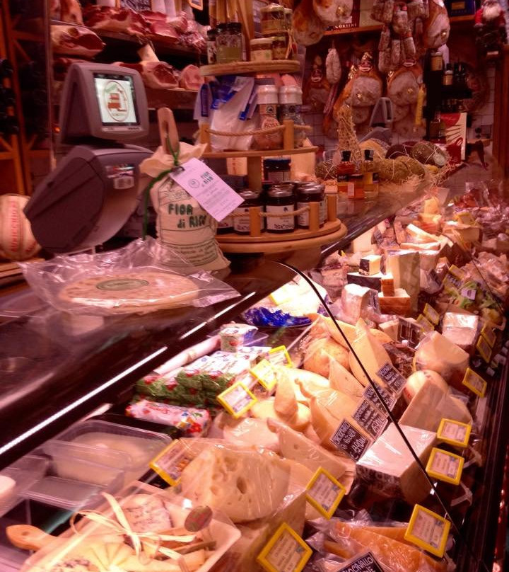 Gastronomia Jolly-福贾必去景点