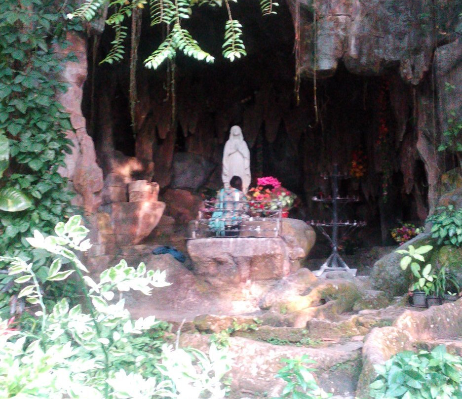 Gua Maria Bukit Kelam-Sintang必去景点