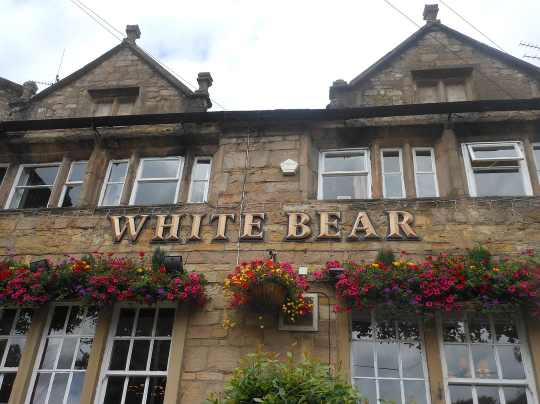 The White Bear - Barrowford景点图片