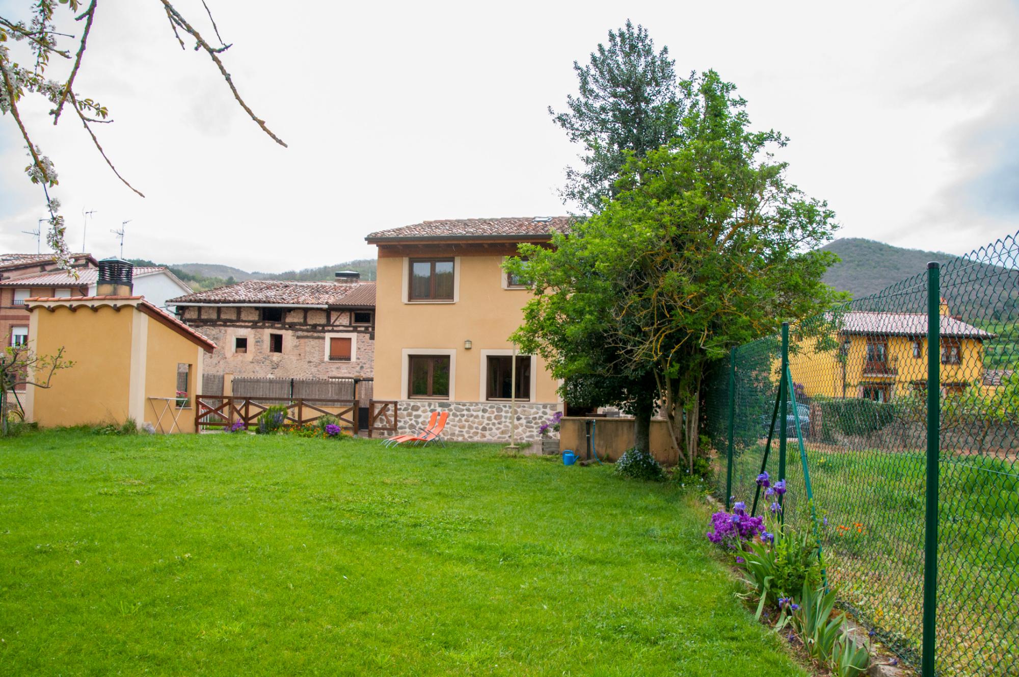 Casa Rural Acebal-官方