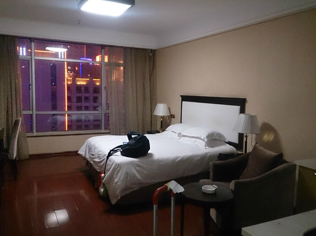 双鸽和平国际酒店主图