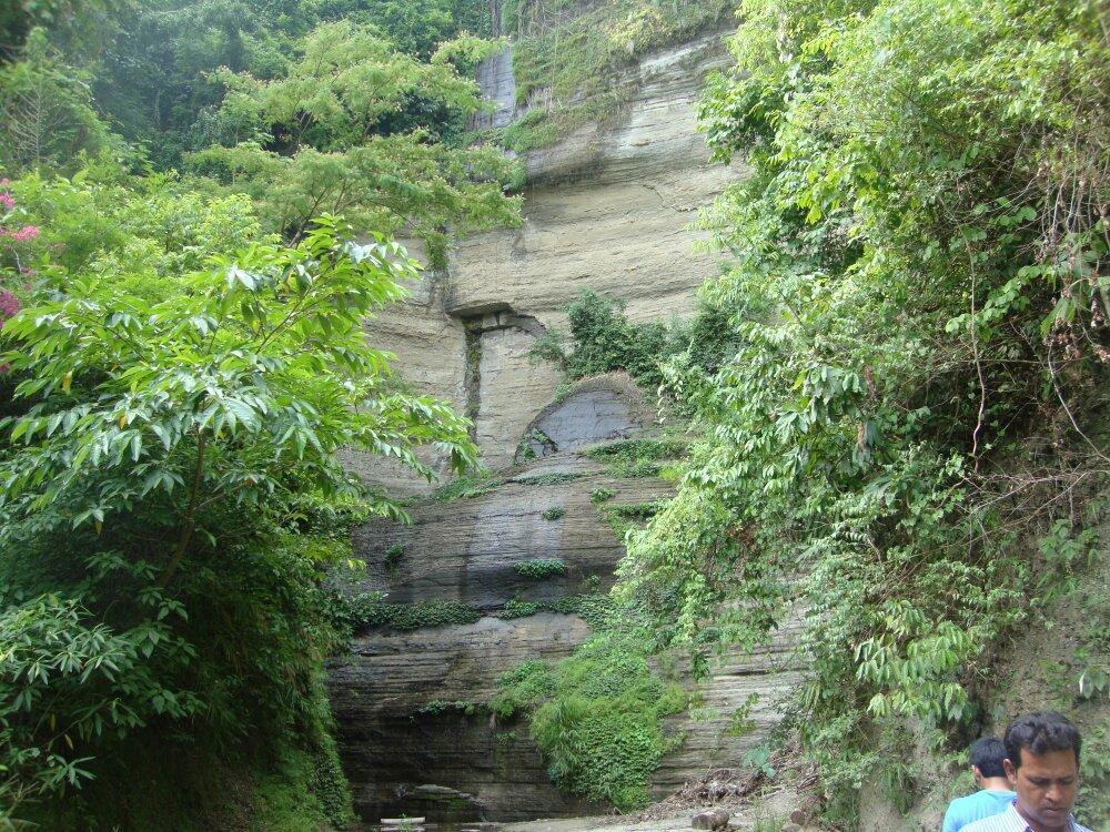 Hanging Bridge景点图片