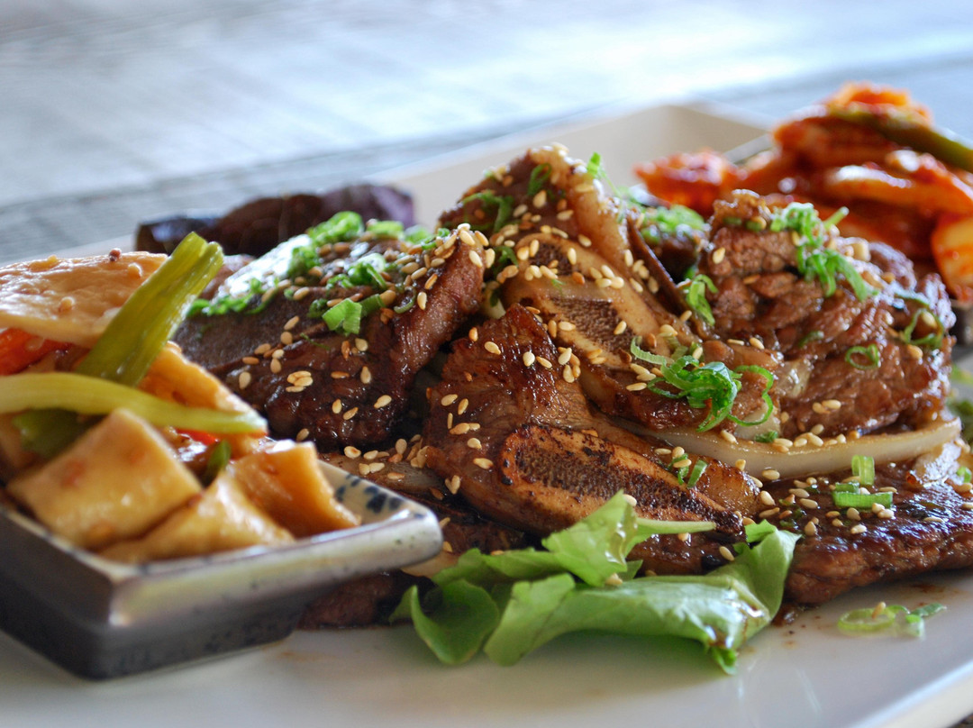 Gingerootz Asian Grille