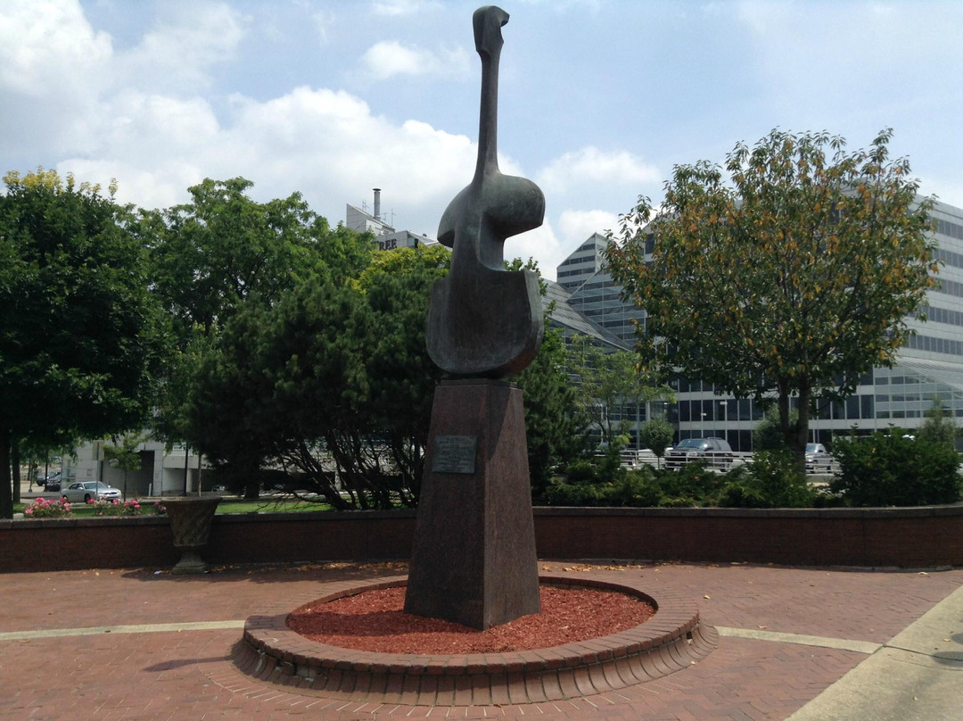 Jon R. Hunt Memorial Plaza-南本德必去景点