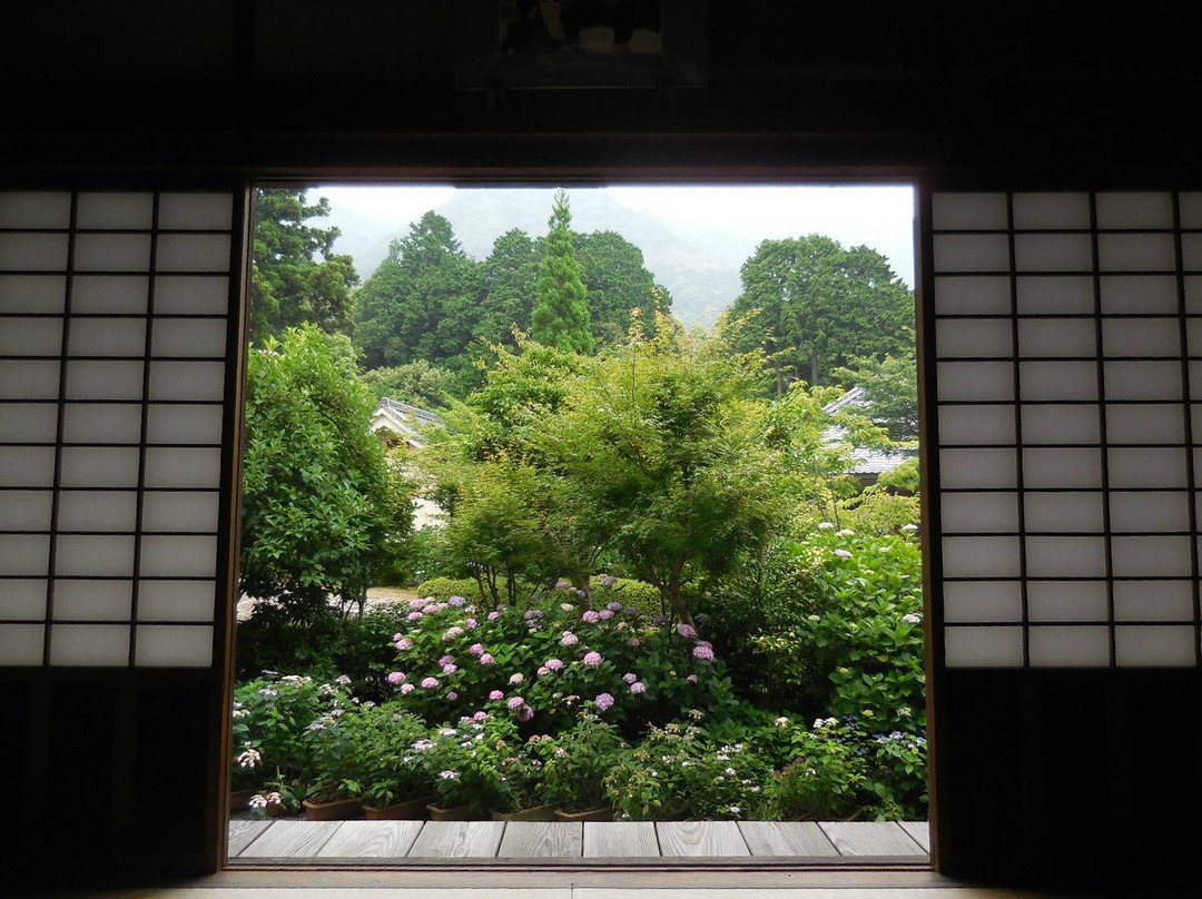 Amida Temple-防府市必去景点