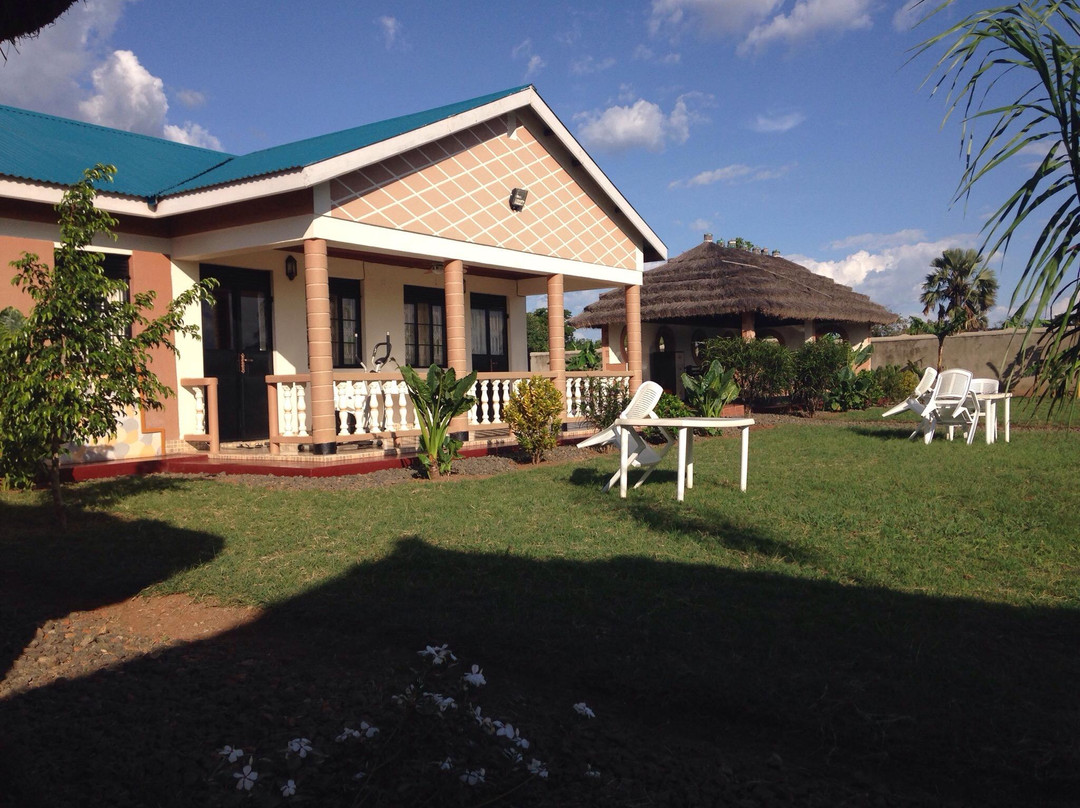 LightForce Safari Lodge