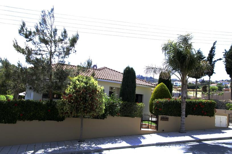Eve Pissouri Villas