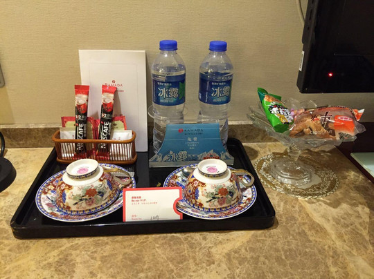 华美达长升大酒店主图