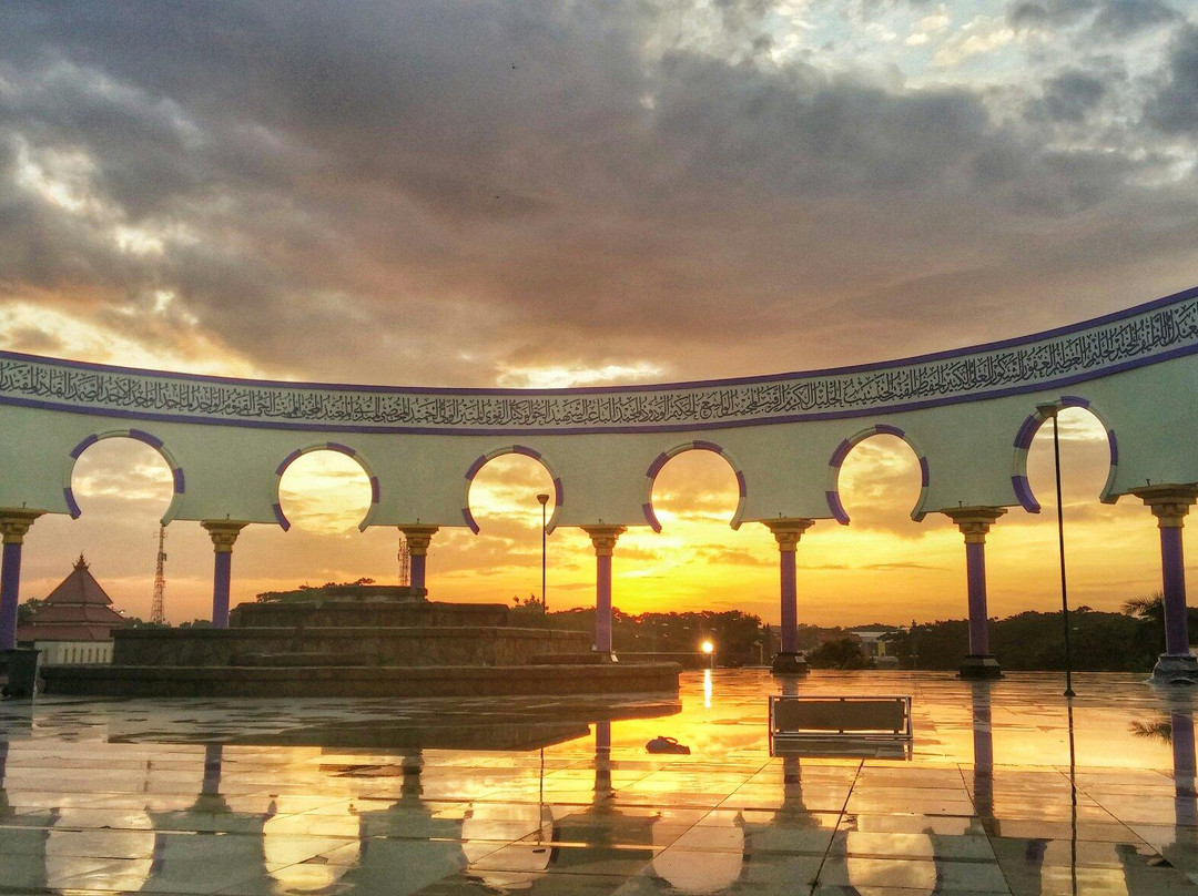 Central Java Grand Mosque景点图片