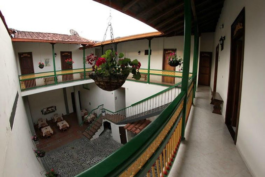 Balcones Del Parque Jardin主图