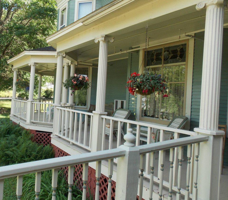 The Old Oak Inn and Acorn Lounge-官方