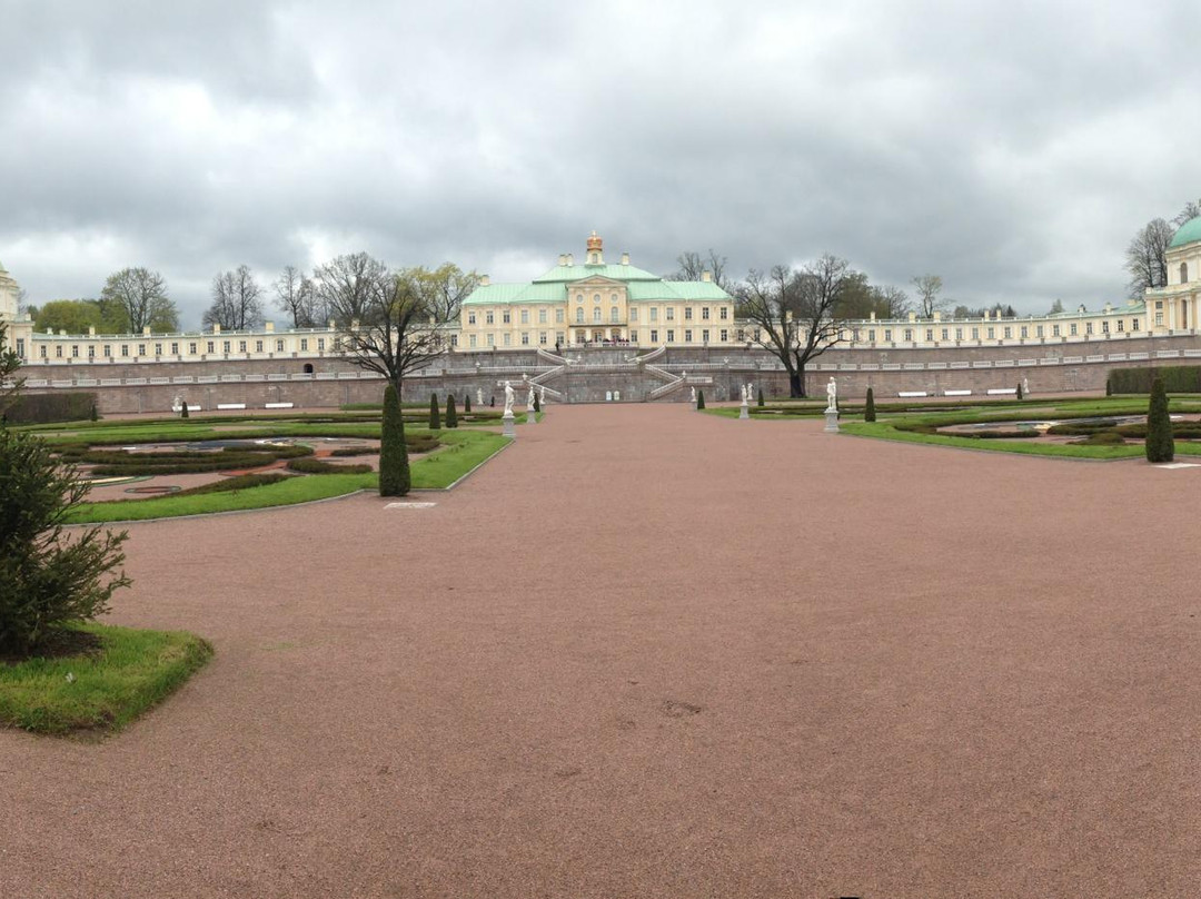 Oranienbaum State Museum Reserve景点图片