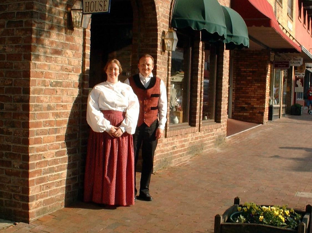 Olde Brick House-韦恩斯维尔必去景点