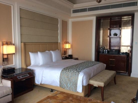 成都富力丽思卡尔顿酒店主图