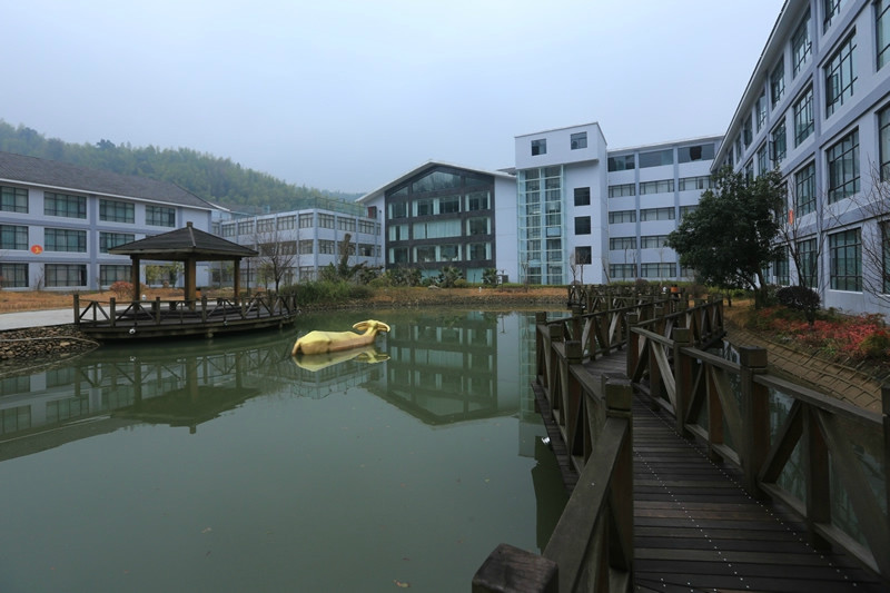 大觉山法水温泉度假村主图