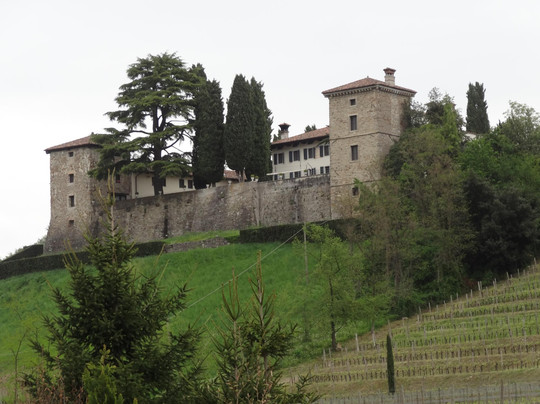 Truss Vinothek Di Silvio Jermann-Dolegna del Collio必去景点