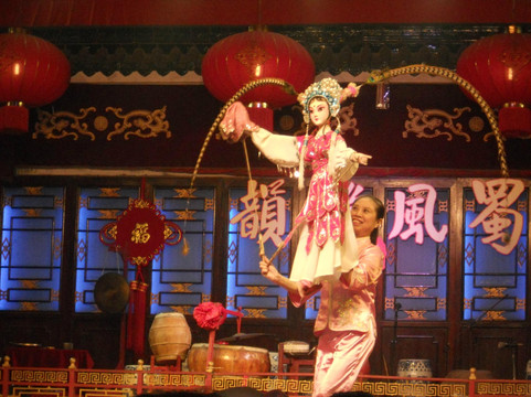 夜晚川剧文化演出-成都必去景点