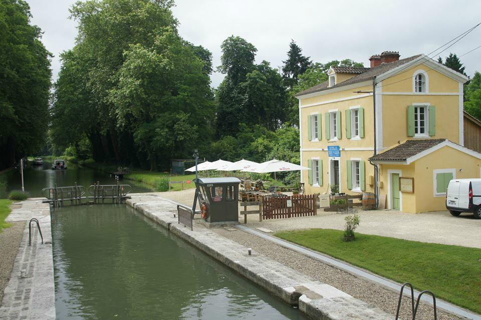 Monheurt餐馆和美食-La Chope Et Le Pichet