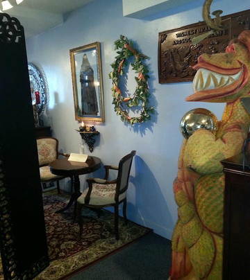 Magika:  Lori Bruno-塞勒姆必去景点