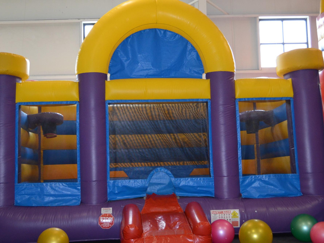 World of Bounce-格罗夫城必去景点