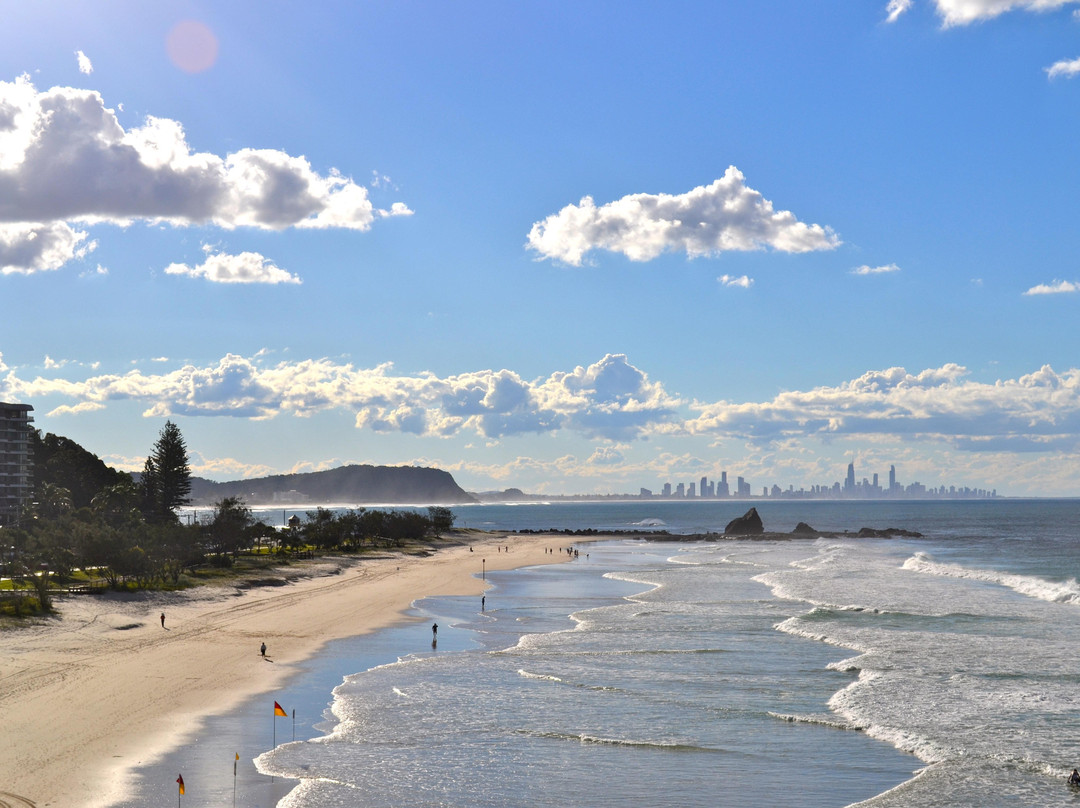 可伦宾海滩-黄金海岸必去景点