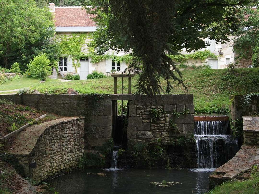 Cere La Ronde酒店住宿-Le Moulin du Mesnil