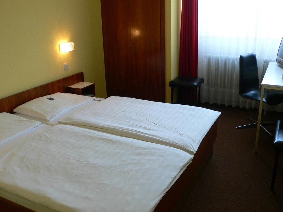 Hotel Meran Hallenbad & Sauna