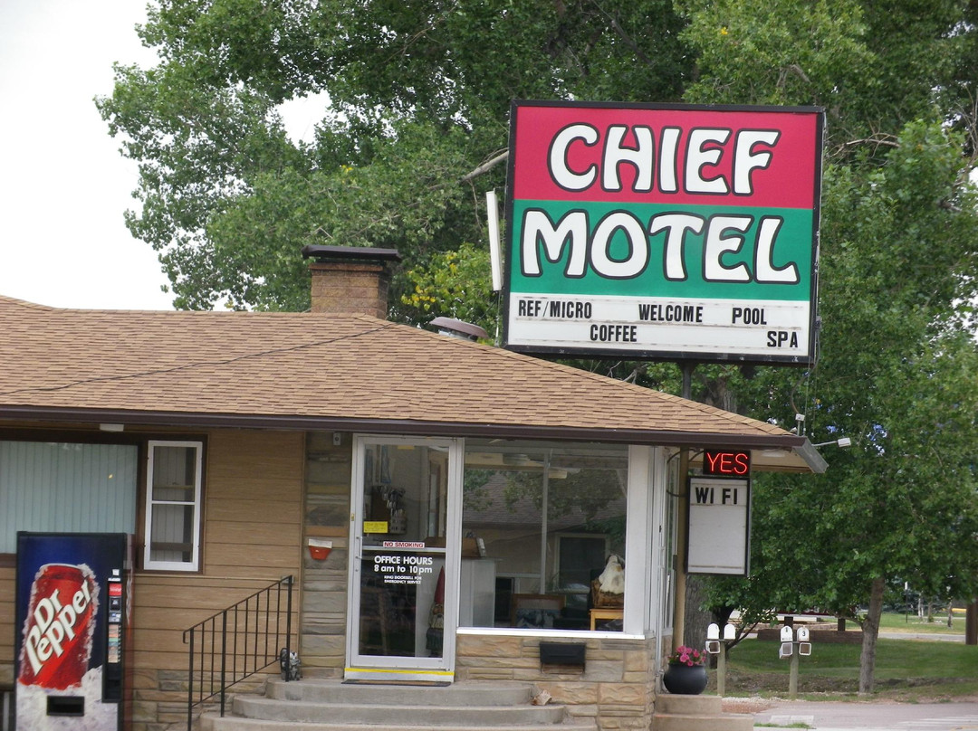 Chief Motel主图
