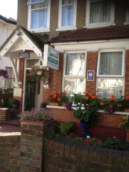 Capel-le-Ferne酒店住宿-Granada Guest House