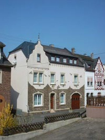 Bremm酒店住宿-Gästehaus Krämer