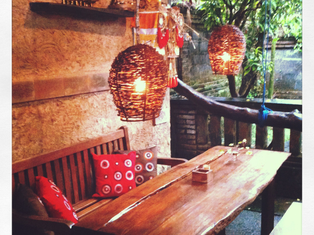 Warung Biahbiah主图