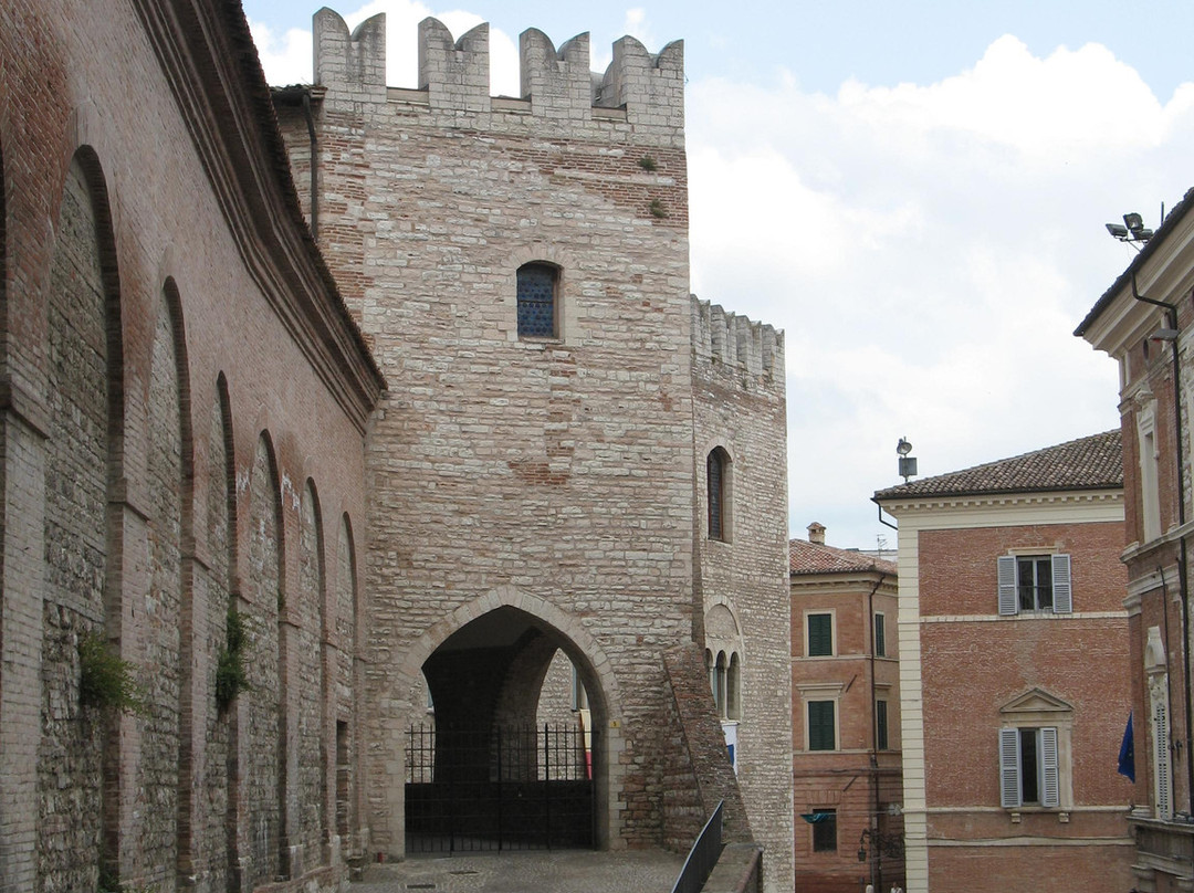 Palazzo del Podesta-Fabriano必去景点