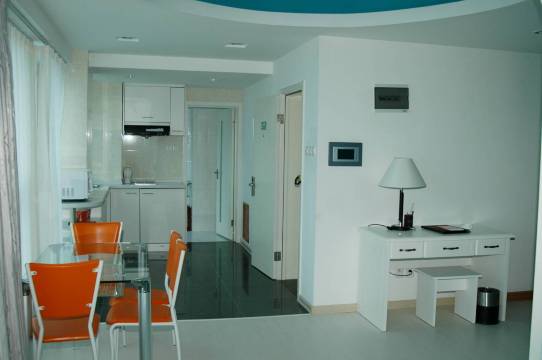 威海自由东方公寓酒店-官方